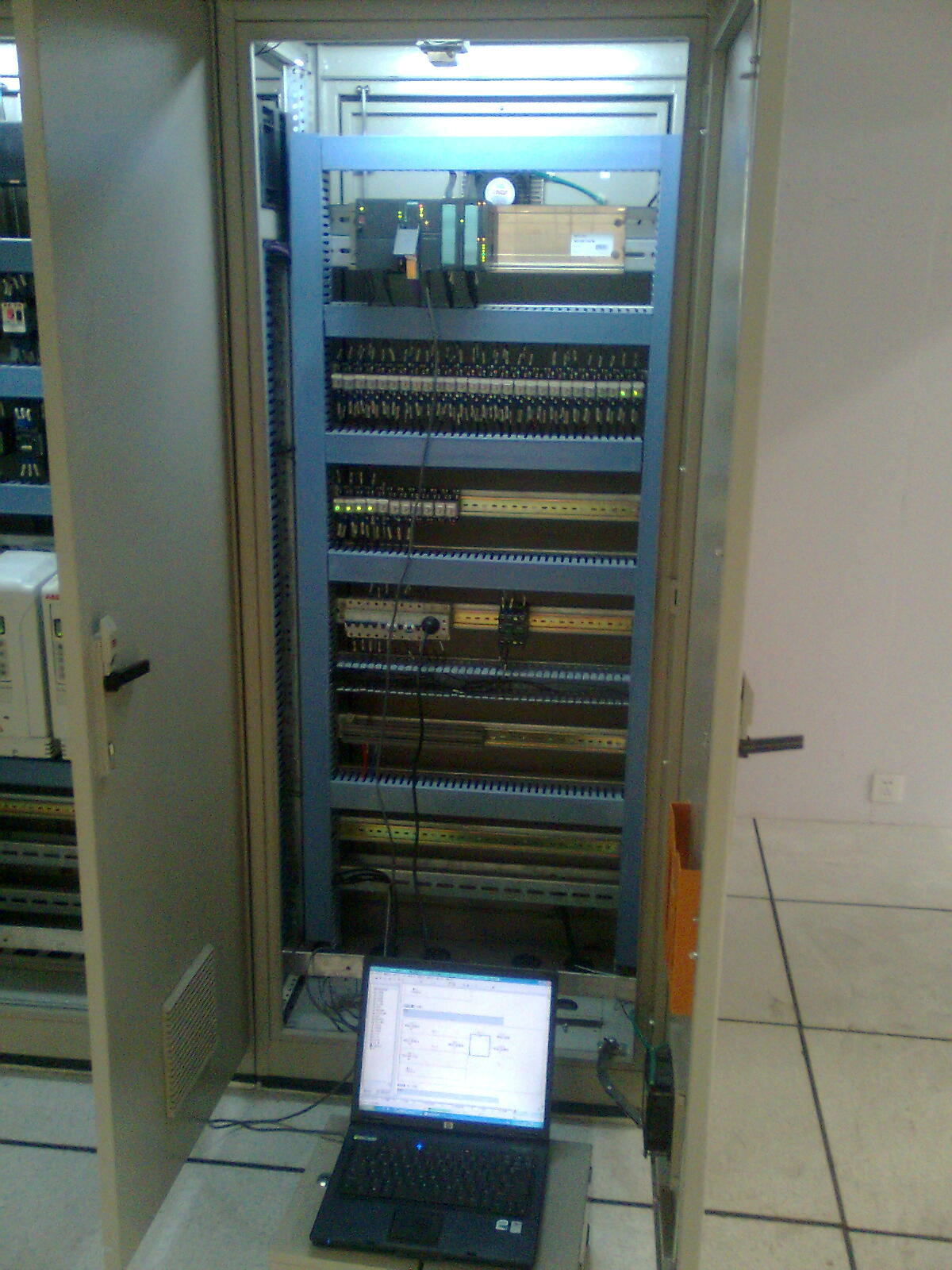 無錫某特鋼板材噴涂烘干線案例